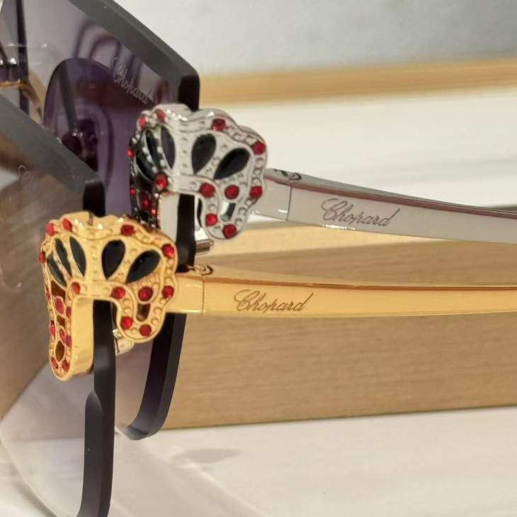 Picture of Chopard Sunglasses _SKUfw74405242fw